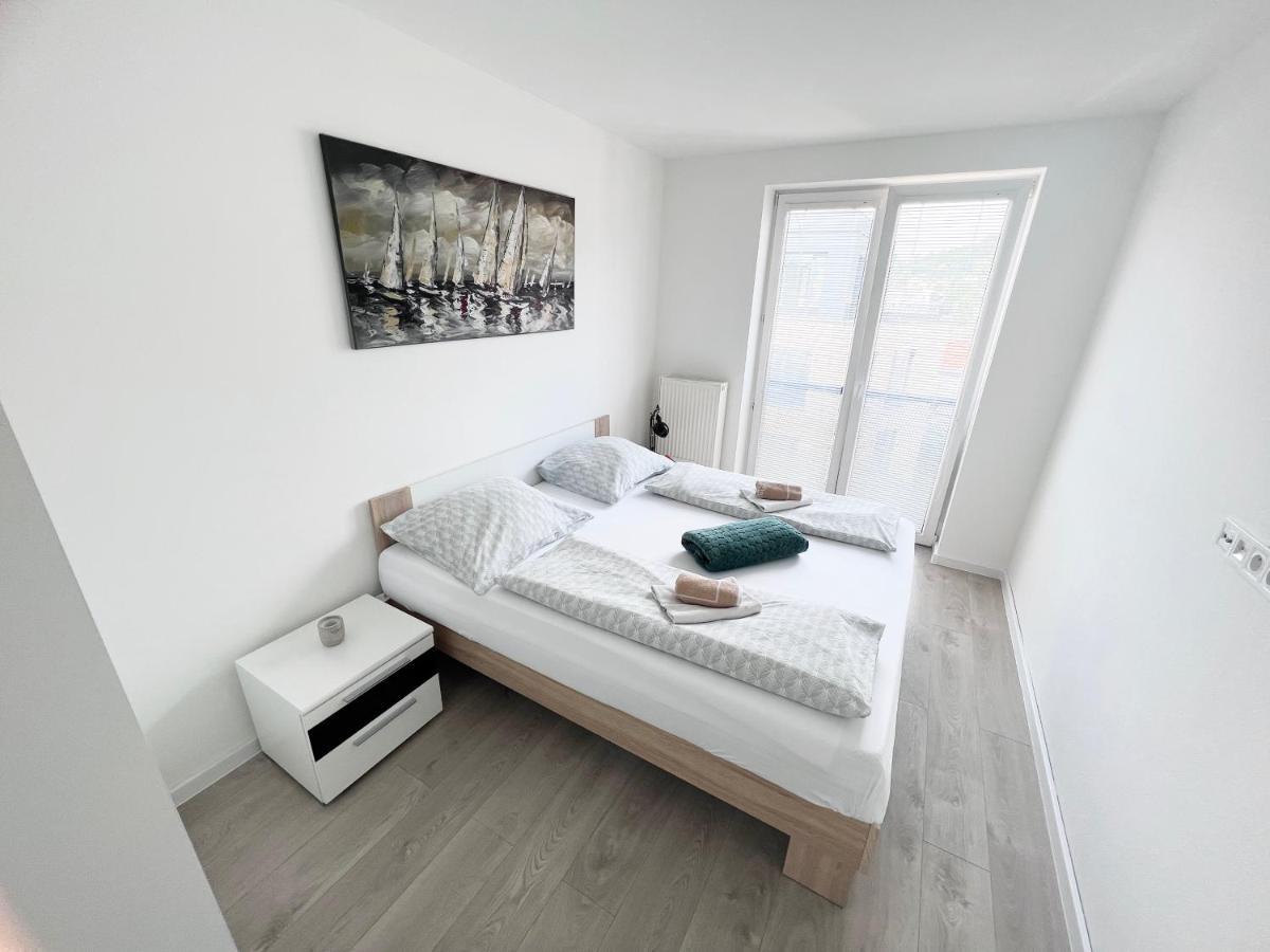 City Center Apartment With Nice Balcony Žilina Exterior foto